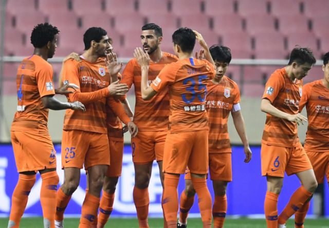 国安主场大胜鲁能连胜领跑中超积分榜