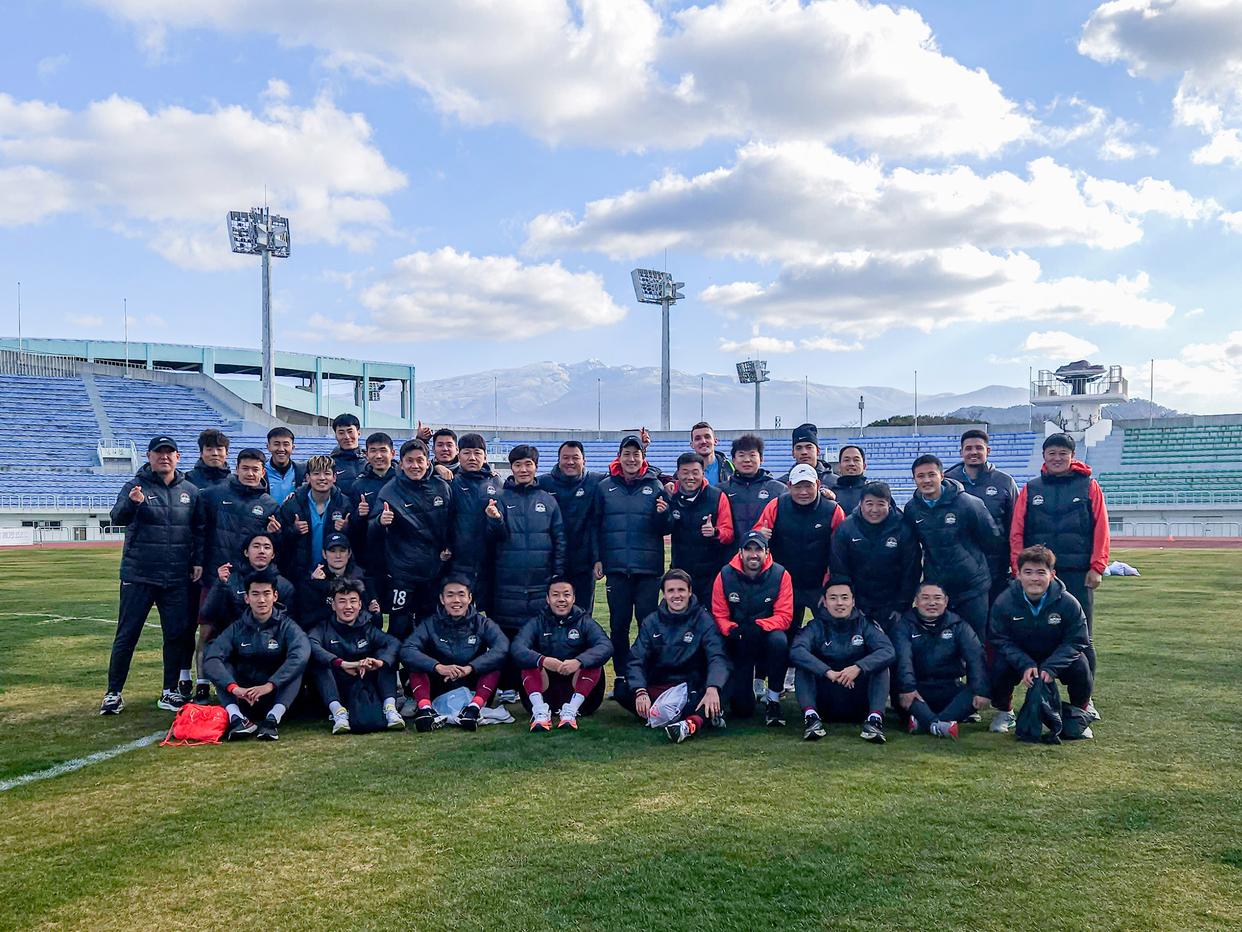 关于新援表现出色，助球队逆转战胜对手的信息