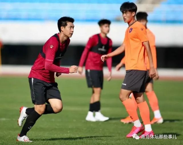 澳门金沙娱乐在线-球场上的战火不熄,全力以赴谁能夺魁